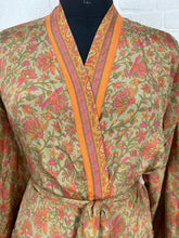 Load image into Gallery viewer, Silk Robes