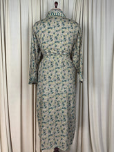 Load image into Gallery viewer, Silk Robes